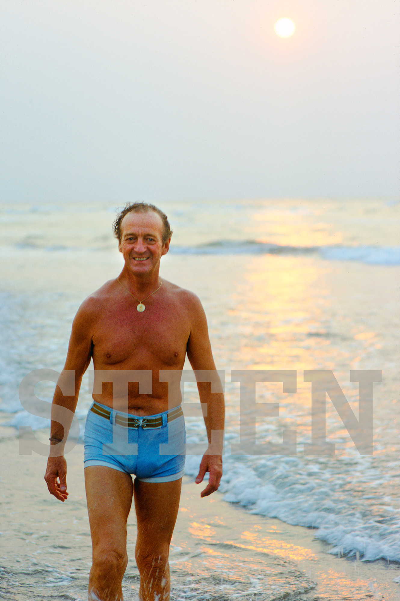 A fine art colour photograph of the British Actor David Niven by celebrity Photographer David Steen. Exclusive limited edition prints available online.