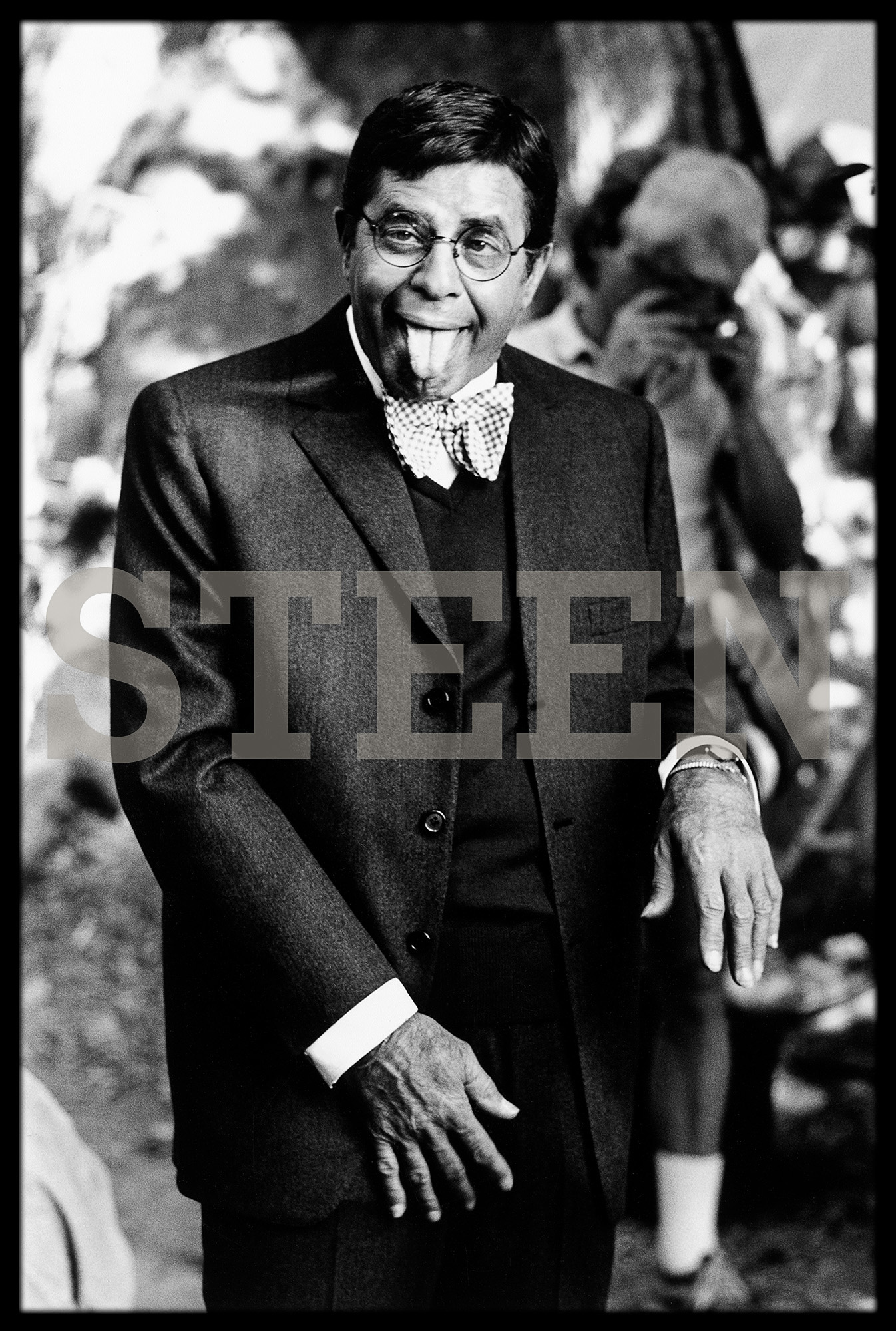 an exclusive black and white photograph of jerry lewis in beverley hills los angeles by british photographer david steen